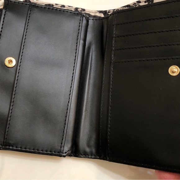 Jessica Simpson Small Fran Center Divider Faux Leather Wallet Blue Lapis NWT - Picture 12 of 14